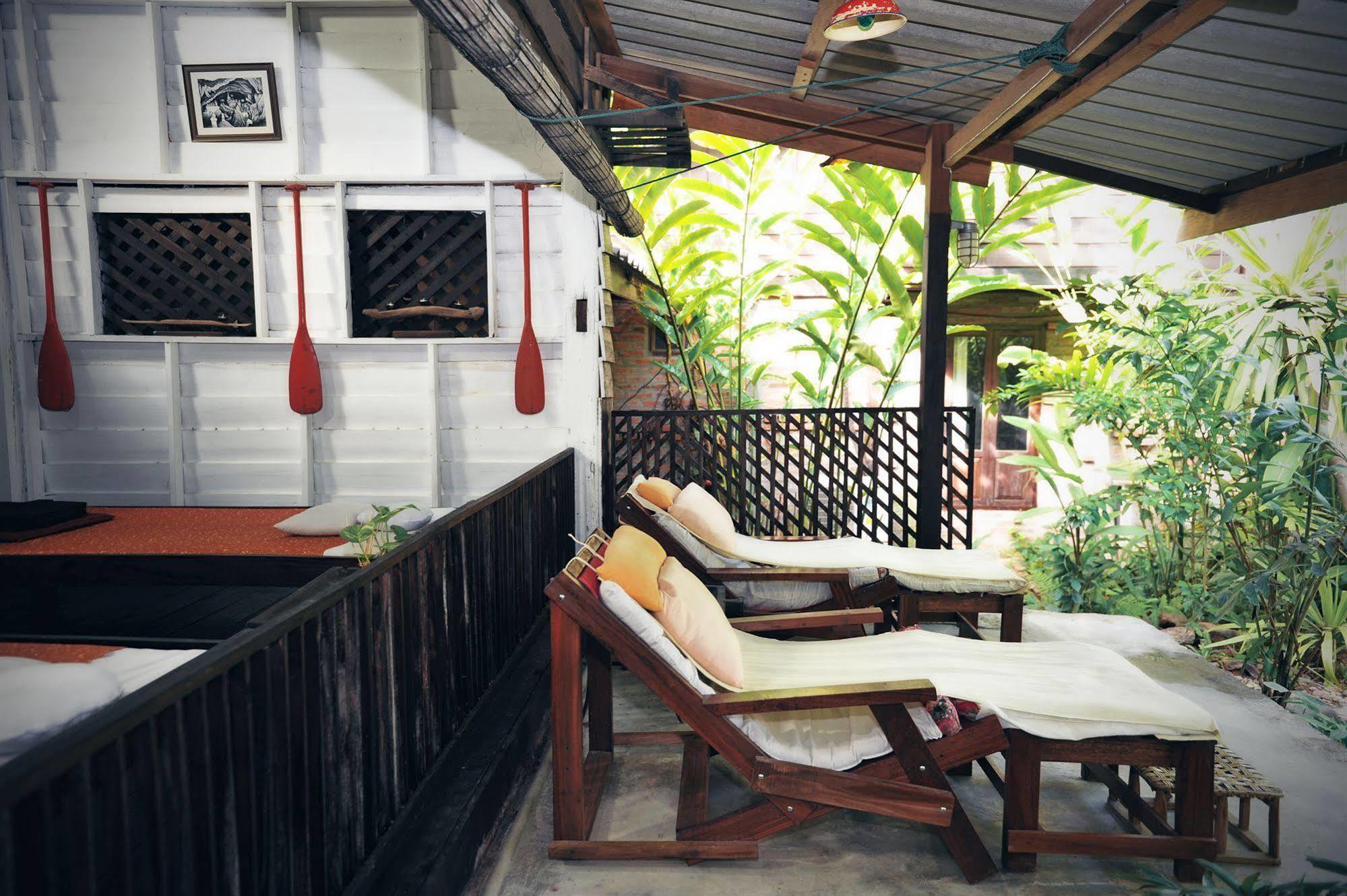 Luang Prabang Oasis Hotel Exterior foto